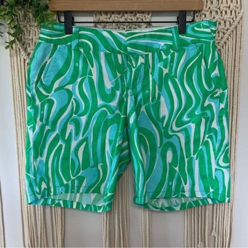 LILLY PULITZER Women’s Finders Keepers The Chipper Short Green Blue White Size 8